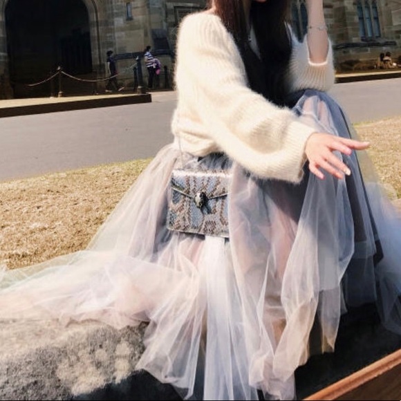 Set: Long Sleeve V-Neck Sweater + Mesh Midi Skirt - Picture 4 of 5